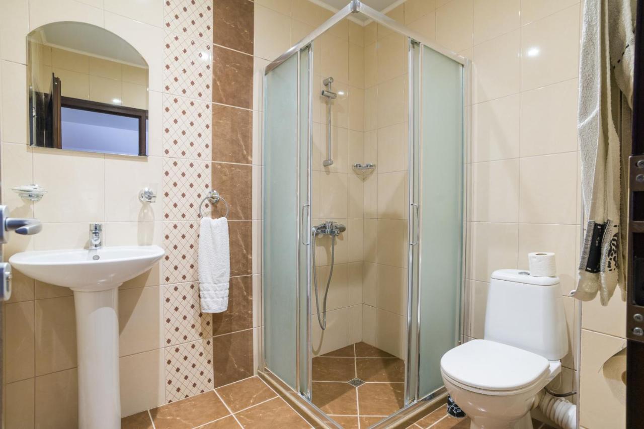 Hotel Verona Byala  Buitenkant foto